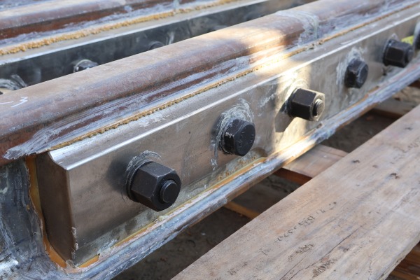 鋼軌膠結(jié)絕緣接頭檢測(cè)